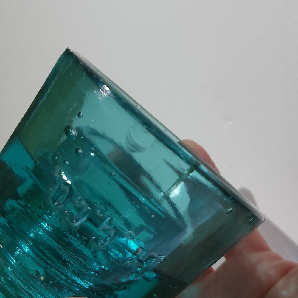 Teal Antique Hemingray Glass Insulator, Home Decor - Picture 5 of 9